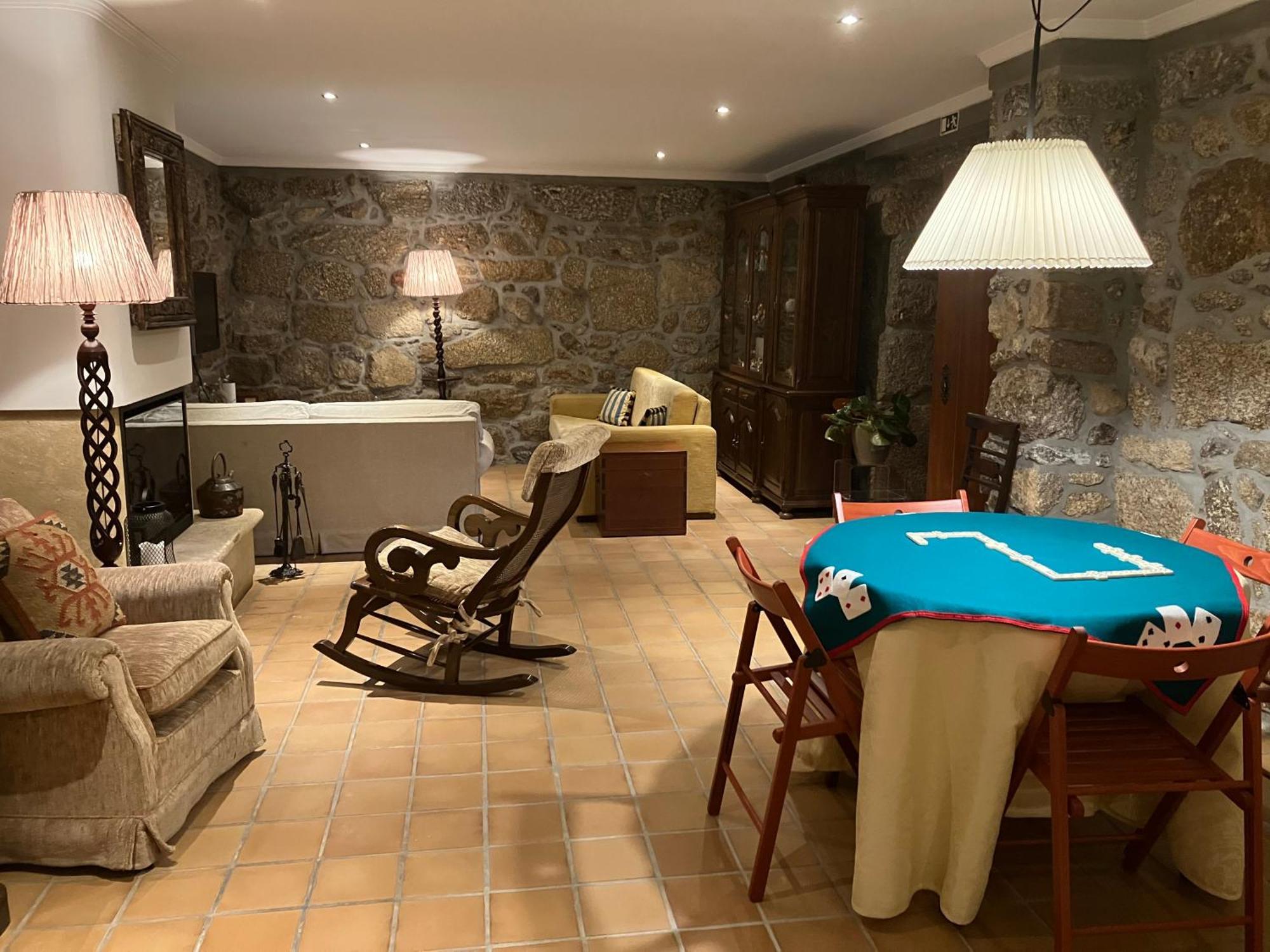 Bergui Guesthouse - Em Guimaraes Desde 2017 Экстерьер фото
