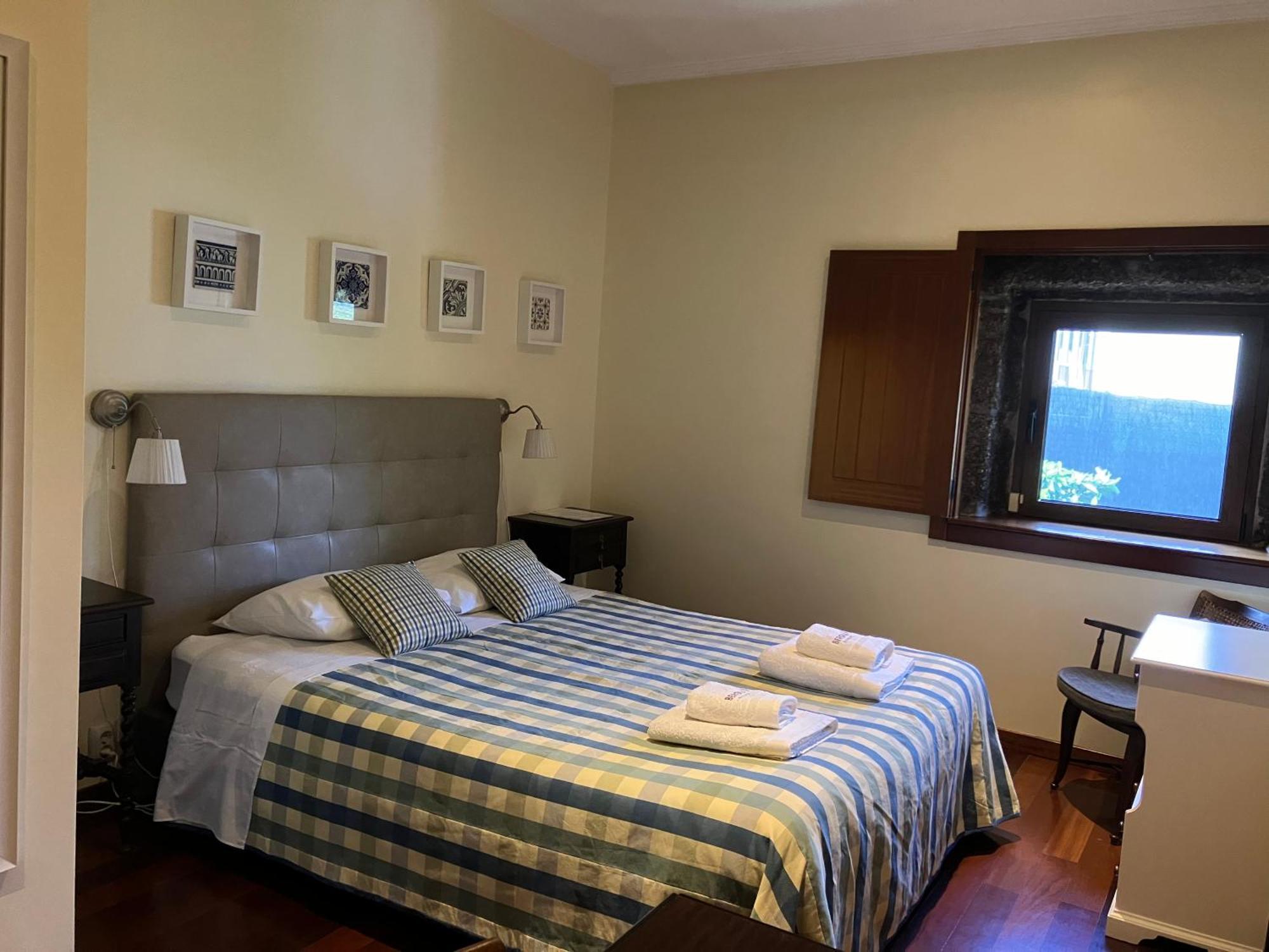 Bergui Guesthouse - Em Guimaraes Desde 2017 Экстерьер фото