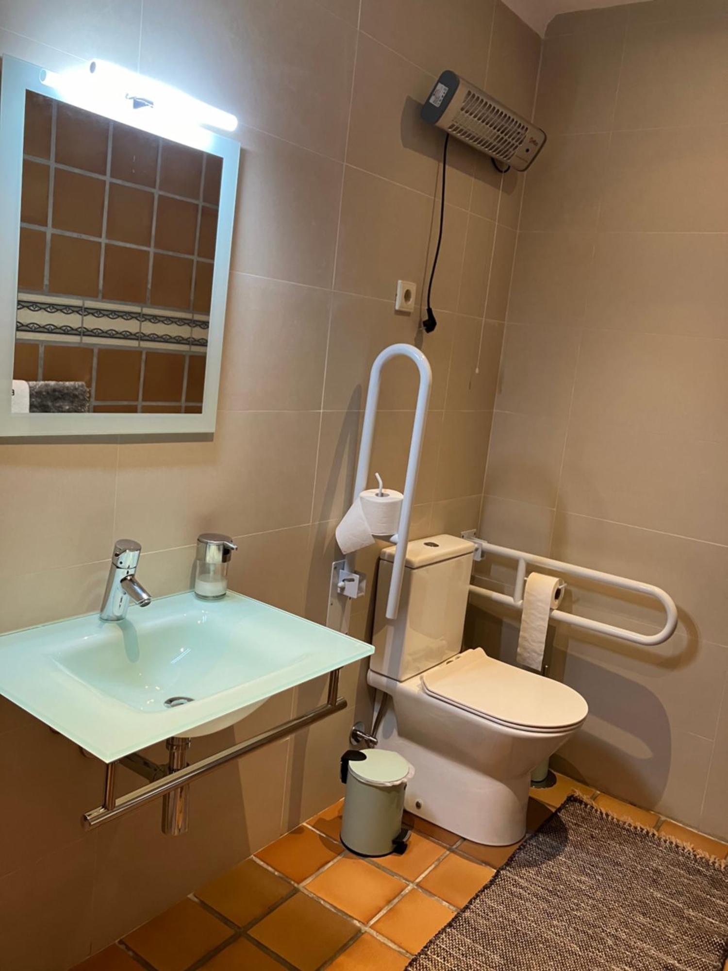 Bergui Guesthouse - Em Guimaraes Desde 2017 Экстерьер фото